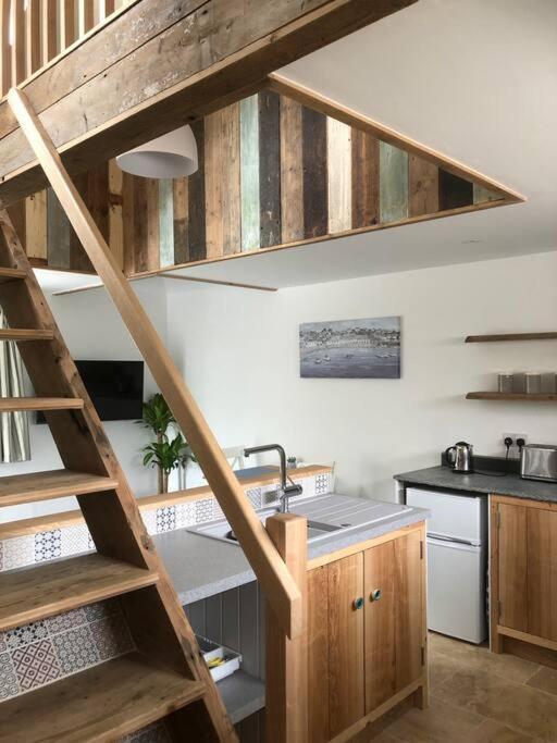 Cosy Rustic Annex In Quiet Cornwall Village Saint Wenn エクステリア 写真